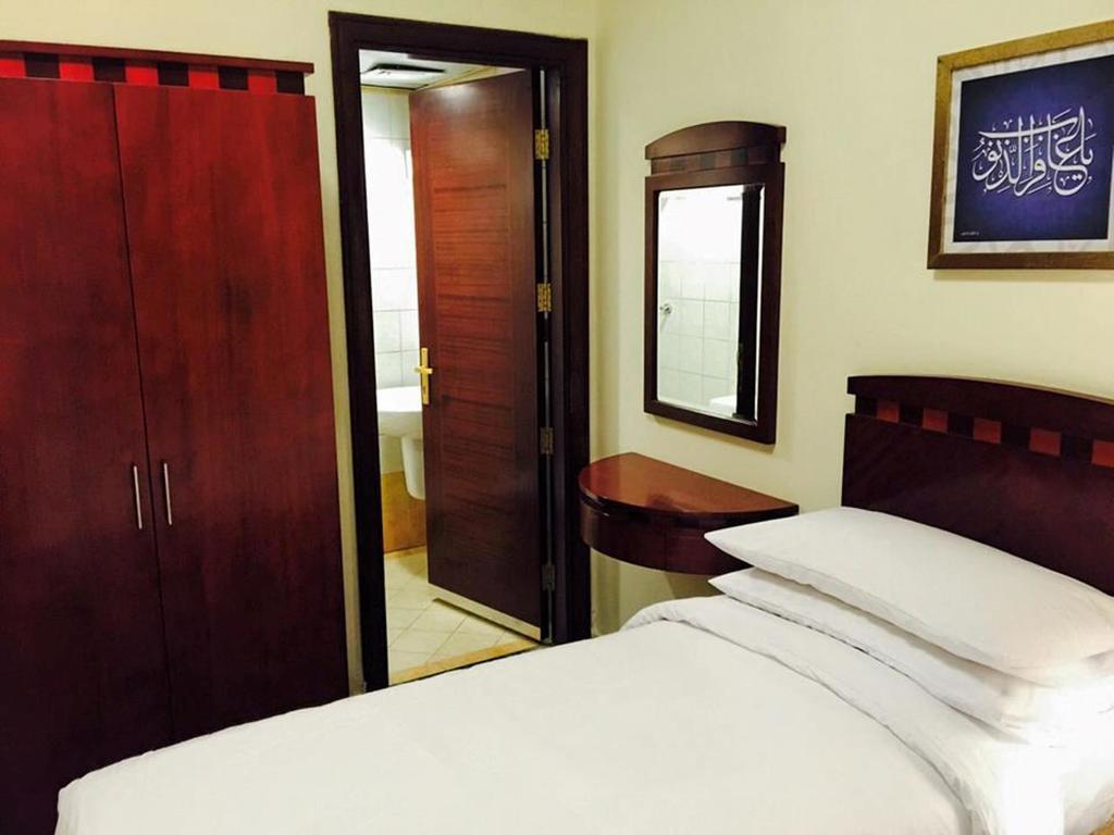 Al Eiman Al Qibla Hotel Medina Номер фото